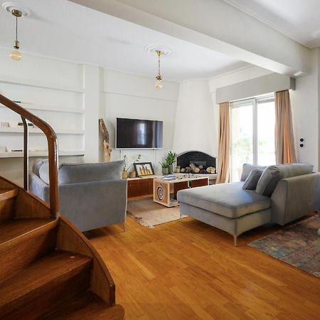 Relaxed Art Deco Maisonette Pagrati Atene Esterno foto