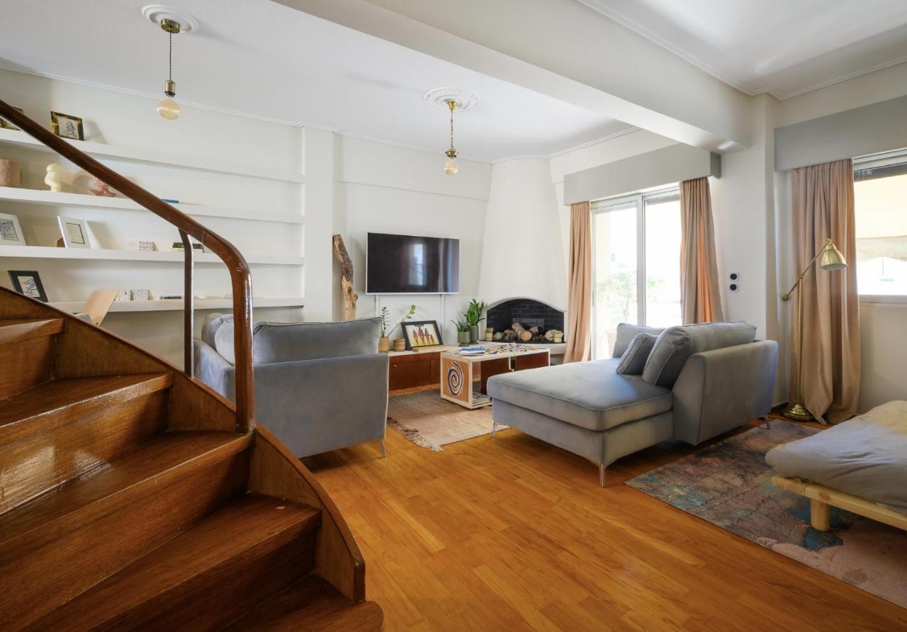 Relaxed Art Deco Maisonette Pagrati Atene Esterno foto