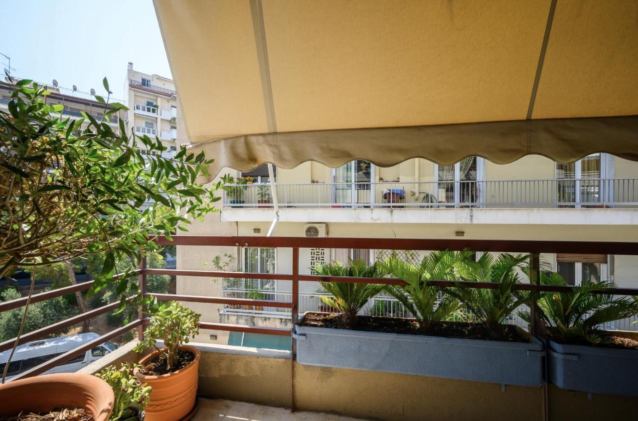Relaxed Art Deco Maisonette Pagrati Atene Esterno foto