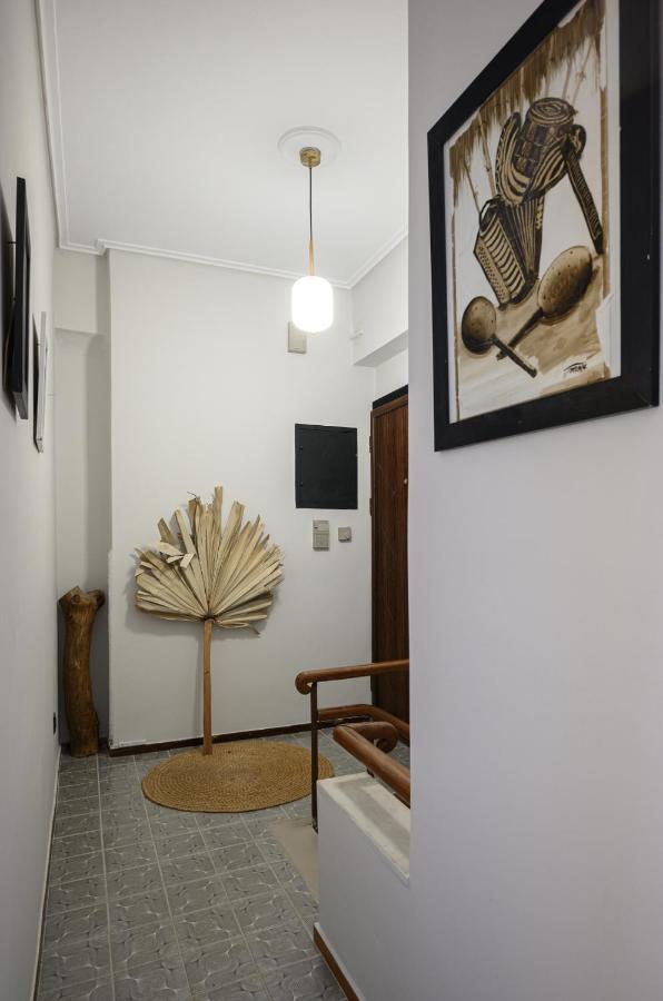 Relaxed Art Deco Maisonette Pagrati Atene Esterno foto